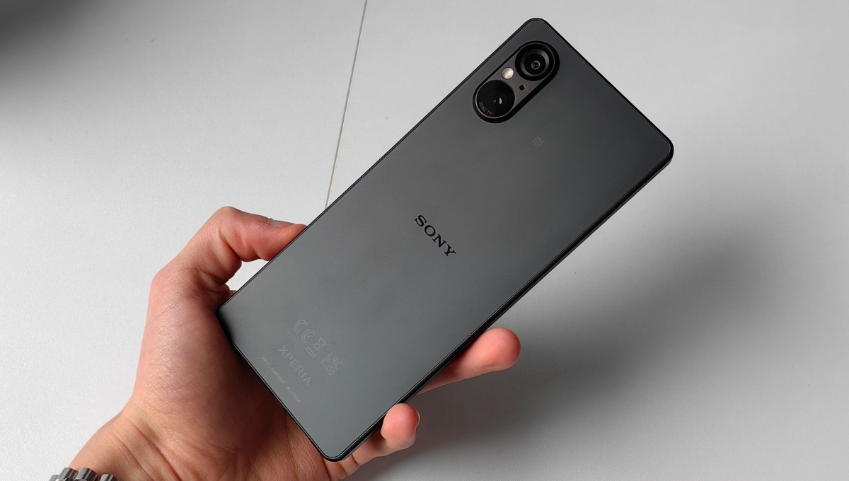 Sony Xperia 5 V: ₹66,000 की रेंज में प्रीमियम कैमरा, OLED डिस्प्ले और दमदार बैटरी, स्टाइल और परफॉर्मेंस का परफेक्ट कॉम्बो
