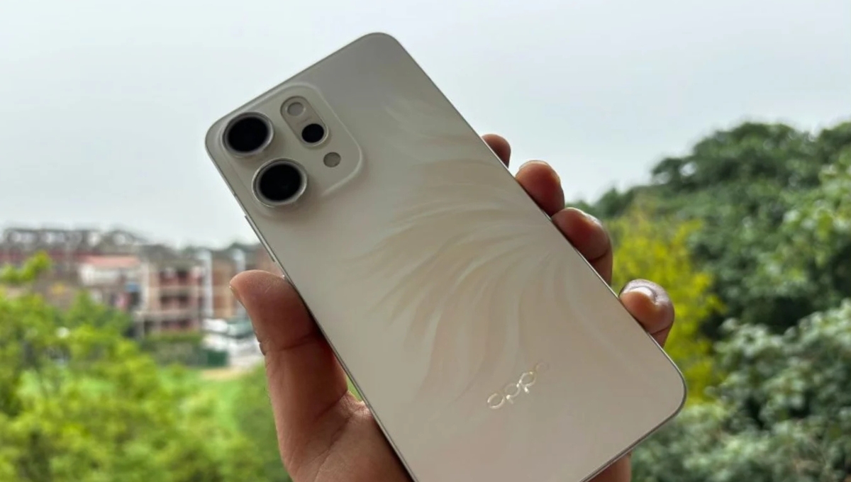 Oppo Reno 14 5G Mint Green में लॉन्च, ₹37,999 की कीमत में मिले 50MP कैमरा, 6000mAh बैटरी और 80W फास्ट चार्जिंग