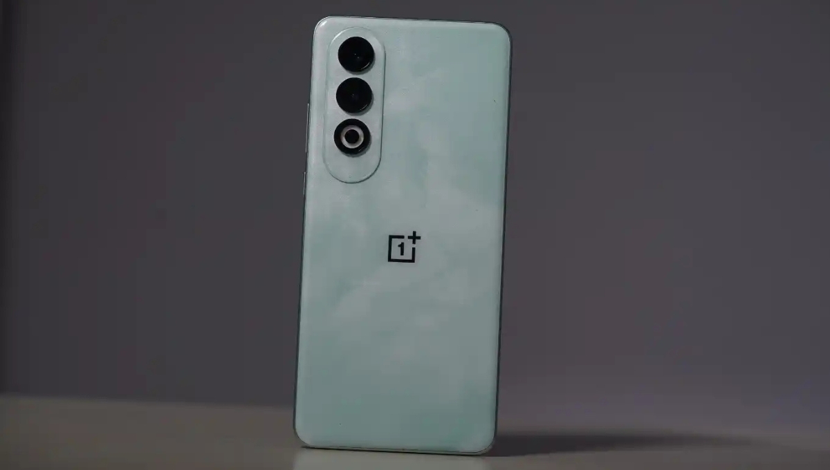 OnePlus Nord CE4: सिर्फ ₹22,998 में मिलेगी 100W सुपरचार्जिंग, 50MP कैमरा और पावरफुल परफॉर्मेंस