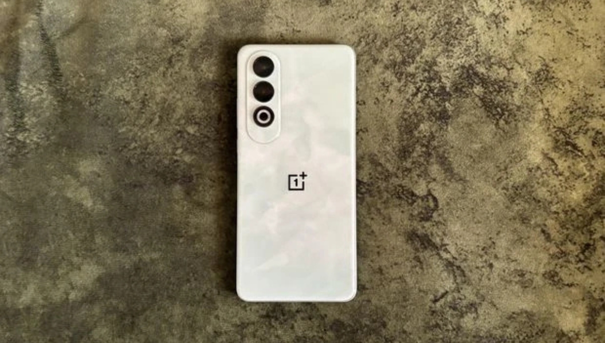 OnePlus Nord CE4: सिर्फ ₹22,998 में मिलेगी 100W सुपरचार्जिंग, 50MP कैमरा और पावरफुल परफॉर्मेंस