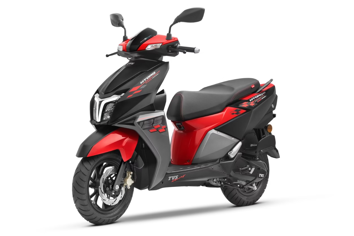 TVS NTORQ 125: सिर्फ ₹84,636 में स्टाइल, स्मार्ट फीचर्स और दमदार माइलेज का परफेक्ट कॉम्बो