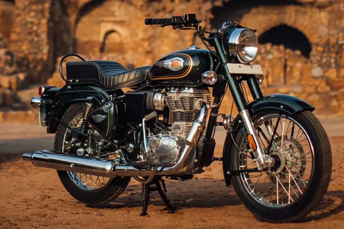 Royal Enfield Bullet 350: ₹1.74 लाख में रॉयल लुक और दमदार परफॉर्मेंस