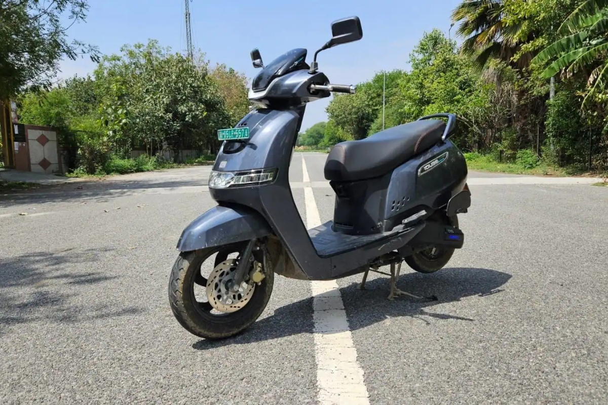 TVS iQube: सिर्फ ₹1.17 लाख में अब हर सफर बनेगा स्मार्ट, स्टाइलिश और सस्ता