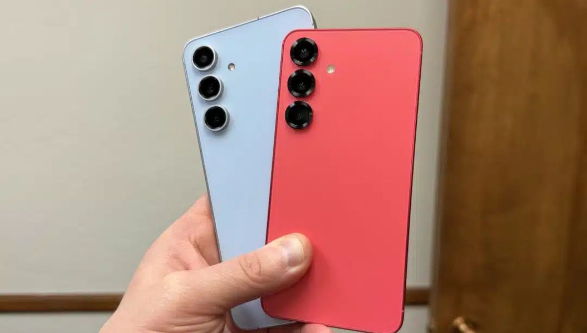 Samsung Galaxy S26 Pro: 6.27-इंच डिस्प्ले और 4,300mAh बैटरी के साथ होगा लॉन्च, कीमत हो सकती है ₹75,000 से शुरू
