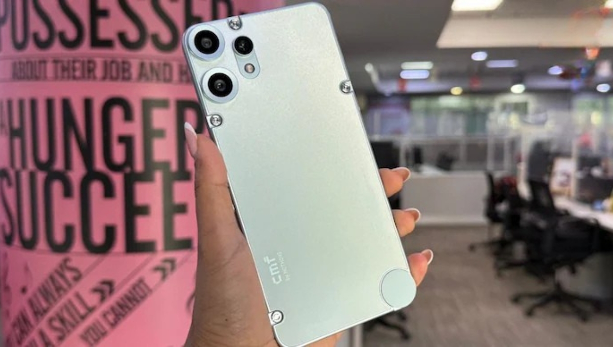 Nothing Phone 2 Pro: दमदार 5000mAh बैटरी, 50MP ट्रिपल कैमरा और शानदार डिज़ाइन, अब एक्स्ट्रा ₹4000 डिस्काउंट के साथ