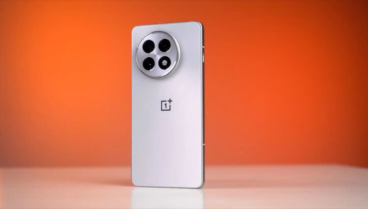 OnePlus 13R: Rs 39,999 में फ्लैगशिप जैसी स्पीड, 6000mAh बैटरी और Snapdragon 8 Gen 3 का दम