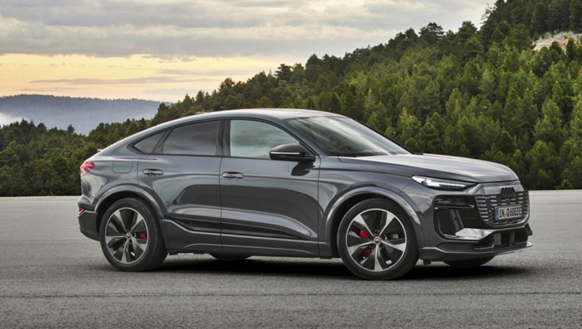 Audi Q6 e-tron 2025: इलेक्ट्रिक पावर, 350 km रेंज और कीमत ₹1.2 करोड़ के साथ लग्ज़री SUV