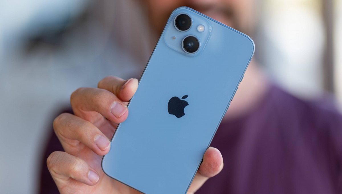 Apple iPhone 14: शानदार डिज़ाइन और दमदार परफॉर्मेंस, अब 11% डिस्काउंट पर सिर्फ ₹67,990 में