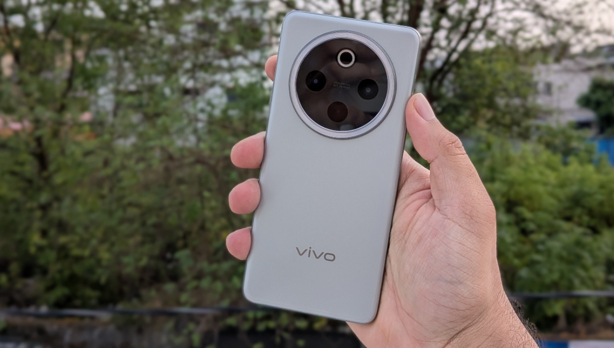 Vivo T4 5G: 7300mAh बैटरी और 50MP कैमरे वाला दमदार फोन, कीमत सिर्फ ₹19,999