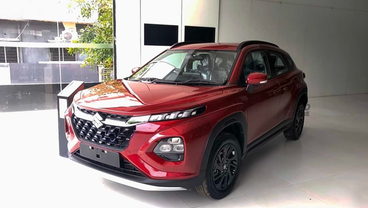 Maruti Fronx: स्टाइलिश लुक्स, दमदार इंजन और 7.51 लाख से शुरू कीमत वाली SUV
