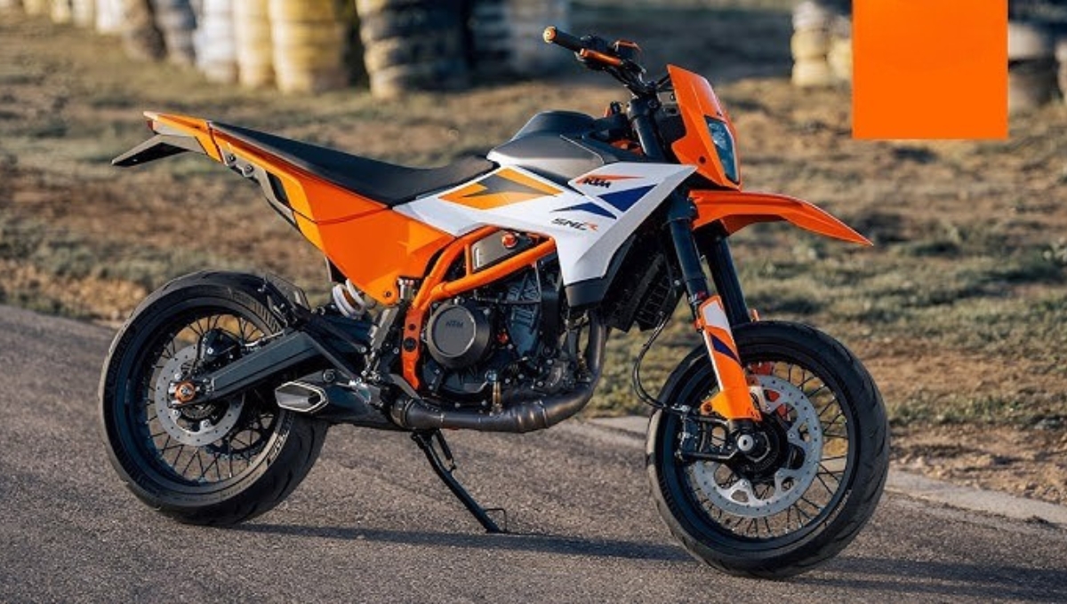 KTM 390 SMC R: 29.41 kmpl माइलेज और ₹3.50 लाख कीमत में एडवेंचर का नया धांसू अंदाज़